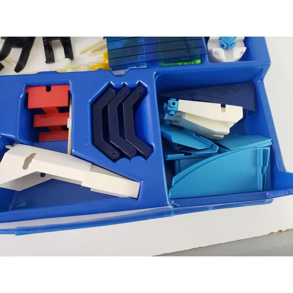 1986 Construx Fisher Price Building 6460 Lunar Command Station Space Serie